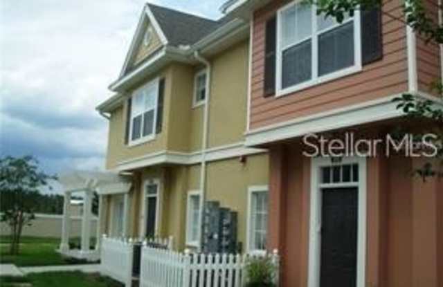 2211 SAN VITTORINO CIRCLE - 2211 San Vittorino Circle, Kissimmee, FL 34741