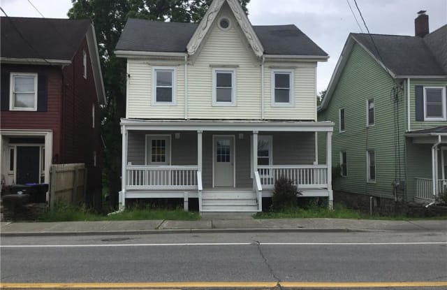 33 East Main Street - 33 E Main St, Washingtonville, NY 10992