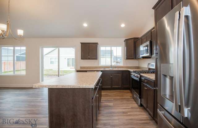 Brand New 4 Bedroom Home photos photos