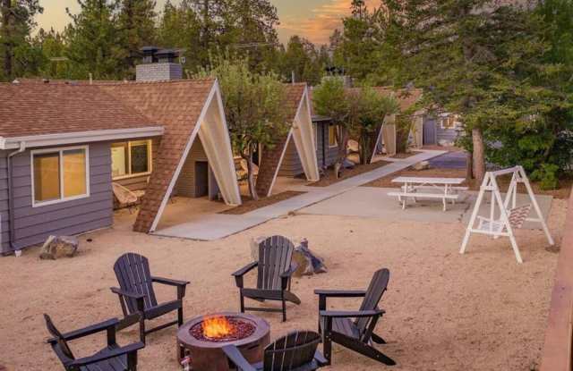 Cozy, Fully Furnished, Two Bedroom Rental- Minutes Away from the Big Bear Lake Front! photos photos