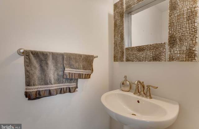 3110 CITYSCAPE DRIVE NE Gallery 4
