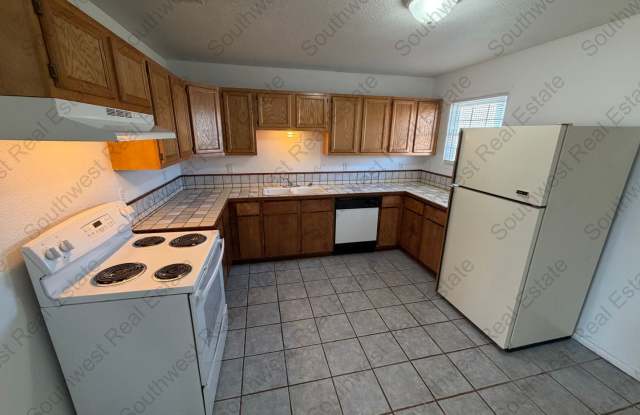 Cute 3 bedroom 1 bath home. Gallery 3