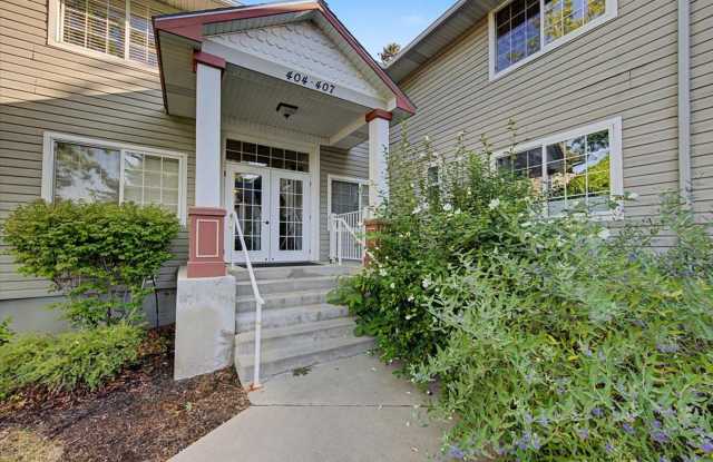 North End Condo Close to BSU, Greenbelt & Hyde Park Gallery 1