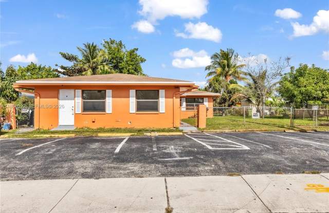 1451 NW 19th St - 1451 Northwest 19th Street, Fort Lauderdale, FL 33311