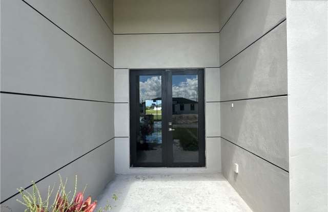 3046 NW 41st Place Gallery 4