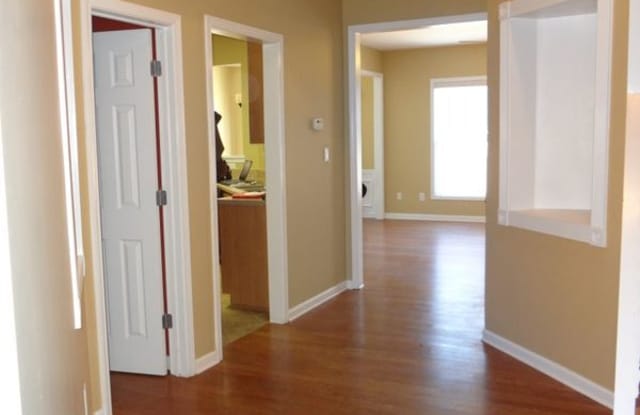 4913 Berkeley Oak Circle Gallery 3