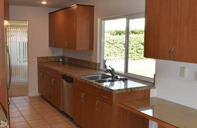 8929 Twin Trails Drive Gallery 3
