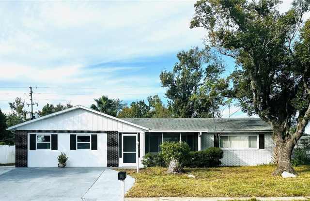 7721 HEATHER STREET photos photos