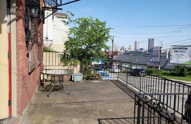 2 Bedroom 2 Bathroom Single Family Home (South Side Slopes) Gallery 3