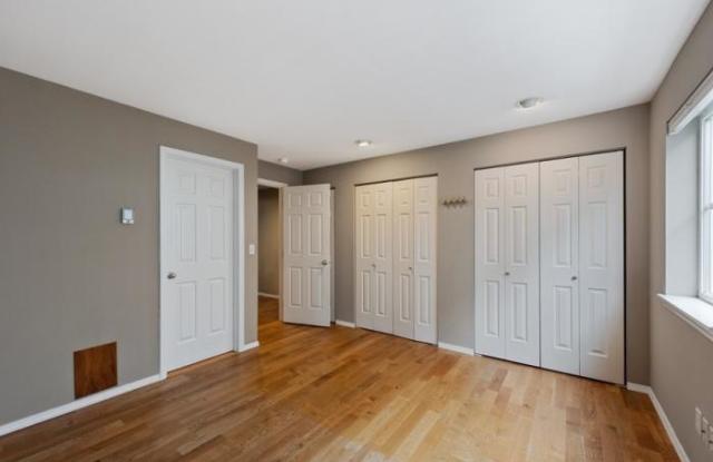 407 N 49th St Apt B Gallery 4