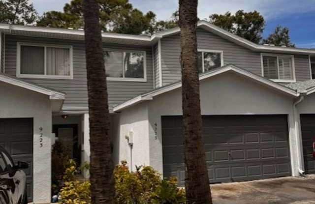 Luxury 3 bedroom 2 bathroom townhome available now!!!! photos photos