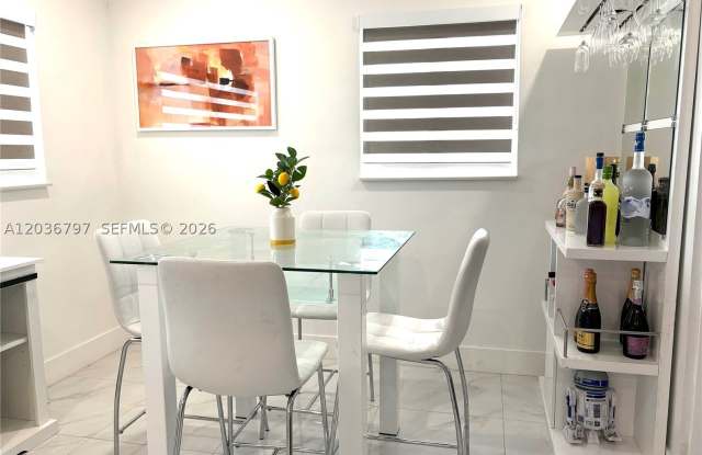 6515 SW 20th Ct Gallery 4