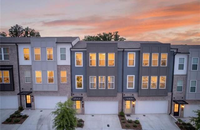 1445 Creekside Circle photos photos