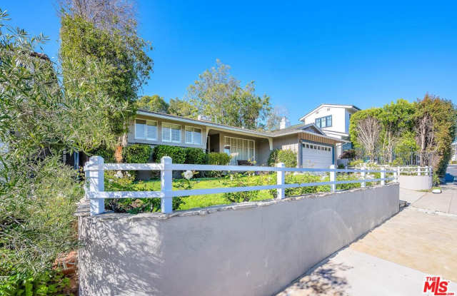 125 South Saltair Avenue photos photos