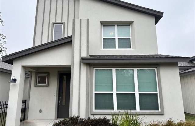 1313 Xavier Avenue photos photos