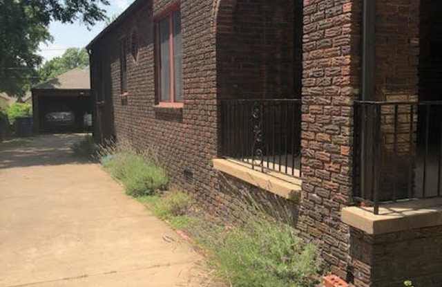 1640 S. Evanston Ave. Gallery 4