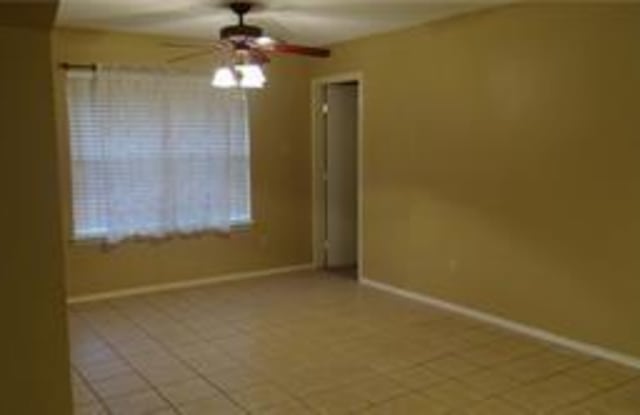 2602 Crockett Drive Gallery 2