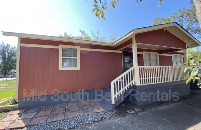 2108 S Pine St photos photos