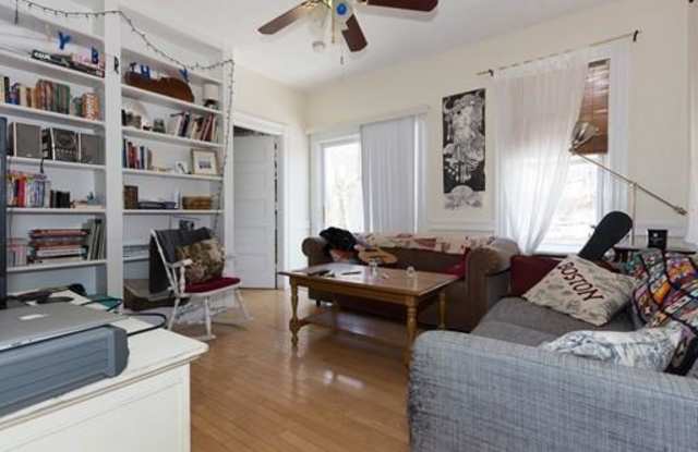 74 Saybrook St Gallery 2
