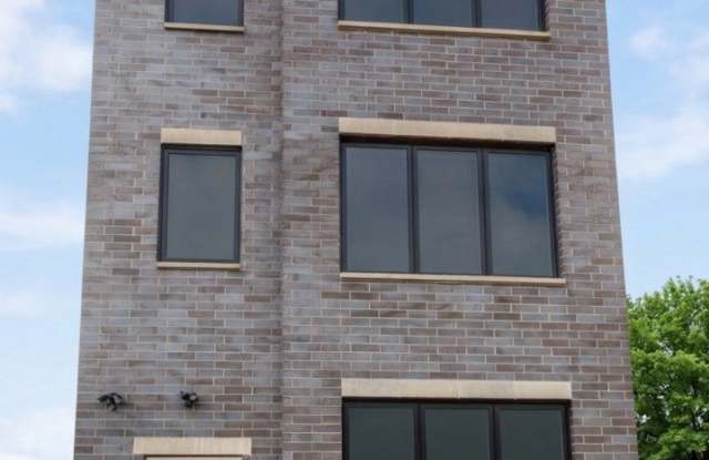 3111 W Polk Street photos photos