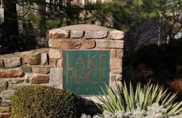 135 Lake Place South - 135 Lake Pl S, Danbury, CT 06810