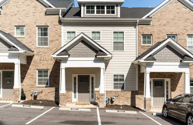 Fantastic Fully Furnished or Unfurnished Townhome! - 4357 Azalea Dr. Columbia, SC 29205 photos photos