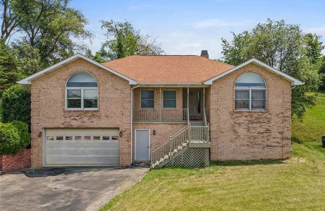 205 Veneze Dr photos photos