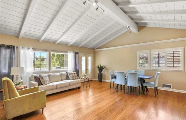 812 Rodeo Road Gallery 2