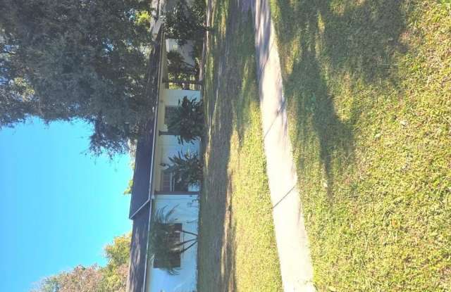 1045 PRINCEWOOD DRIVE photos photos