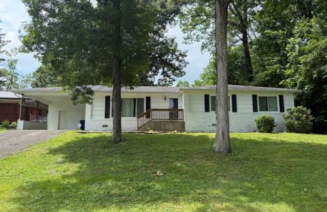 Beautifully Remodeled 3-Bedroom Home with Large Fenced Yard photos photos