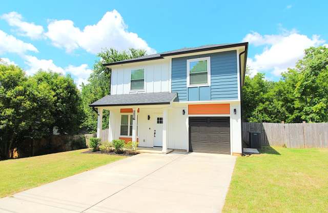 Modern 3-Bedroom Home with Fenced Yard  Upgrades – Available August 1st! photos photos