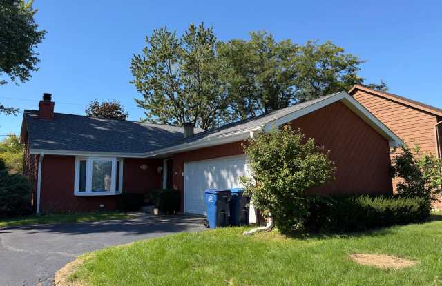 338 Belle Plaine Ave, Gurnee, IL, 60031 Gallery 1