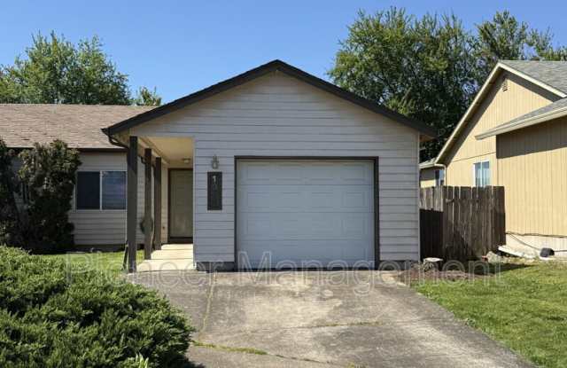 1362 Bramblewood Lane - 1362 Bramblewood Lane, Eugene, OR 97404