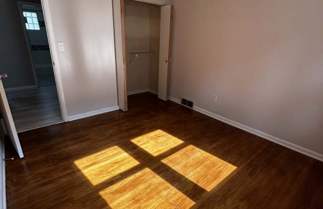 23812 Knickerbocker Road photos photos