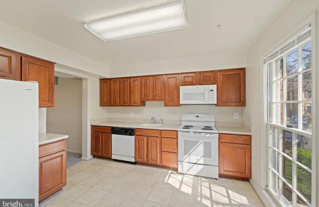 11950 BARGATE CT #11950 Gallery 2