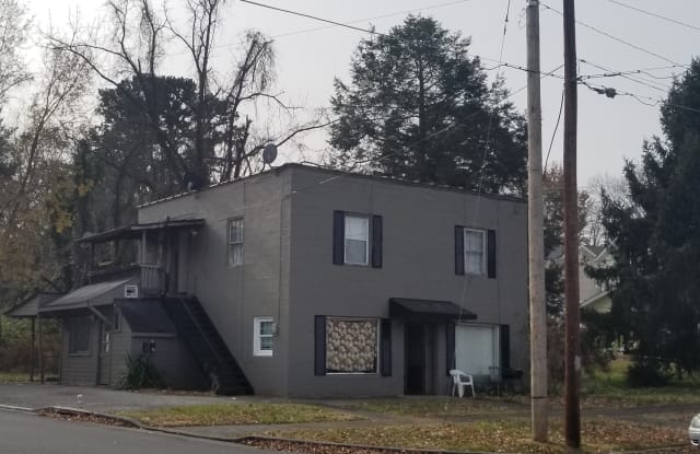 204 East I Street Marilyn - 4 - 204 East I Street, Elizabethton, TN 37643