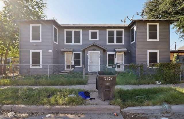 1910 Grainger Street - 1910 Grainger Street, Fort Worth, TX 76110