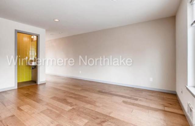 1739 26th Avenue South Gallery 4
