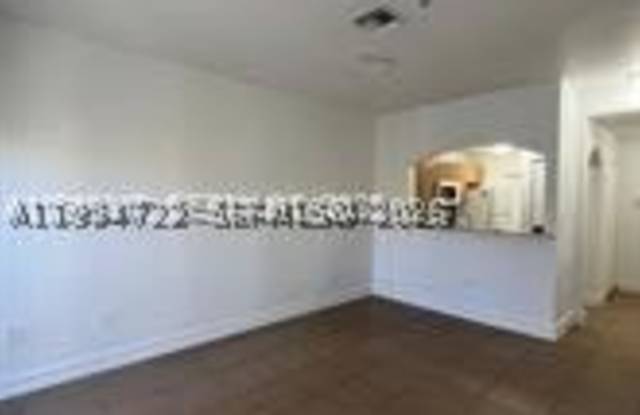 7995 NW 8th St Gallery 3
