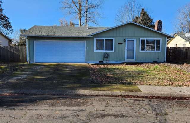 3 Bedroom Home Excellent Location Near Schools photos photos