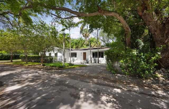 3894 Main Hwy photos photos