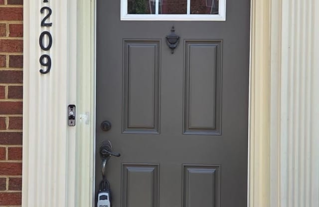 7209 STRAWBERRY FIELDS Way - 7209 Strawberry Fields Way, Elkridge, MD 21075