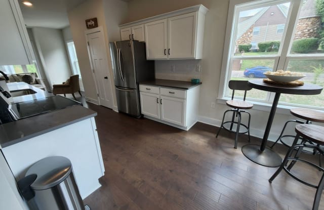 450 Glastonbury Dr. #5 - 450 Glastonbury Road, Nashville, TN 37217