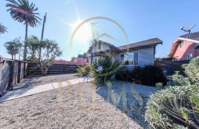 2957 South Palm Grove Avenue Gallery 4