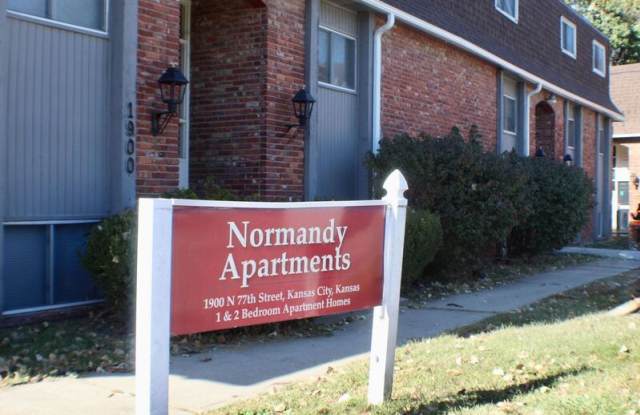 1908 N 77th Street - 1908 North 77th Street, Kansas City, KS 66112