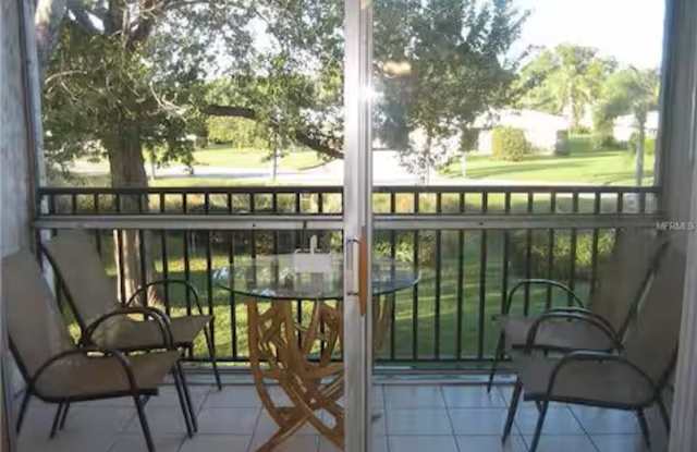 3207 South Beneva Road Gallery 3