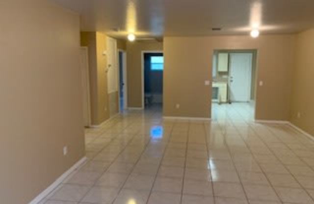 2901-2903 Owen Avenue South - 1 Gallery 2