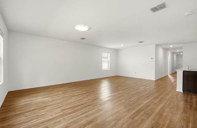 412 Westpark Drive Gallery 3