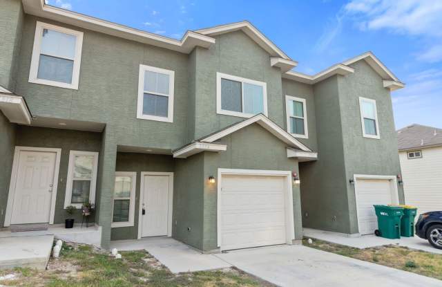 7314 SAVANNAH BRKS Gallery 2