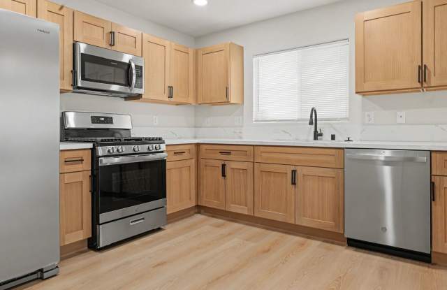 NEWLY REMODELED 2BED/1.5 HOUSE IN GATED COMMUNITY Gallery 3